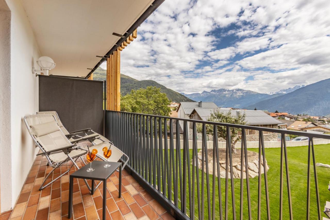 Maraias - Luxury Suites & Apartments Burgusio Dış mekan fotoğraf