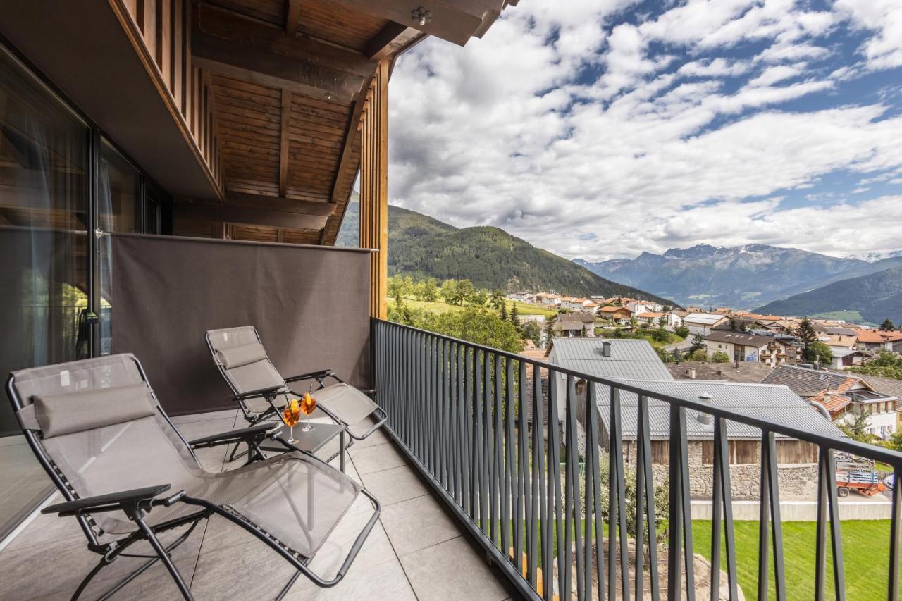 Maraias - Luxury Suites & Apartments Burgusio Dış mekan fotoğraf