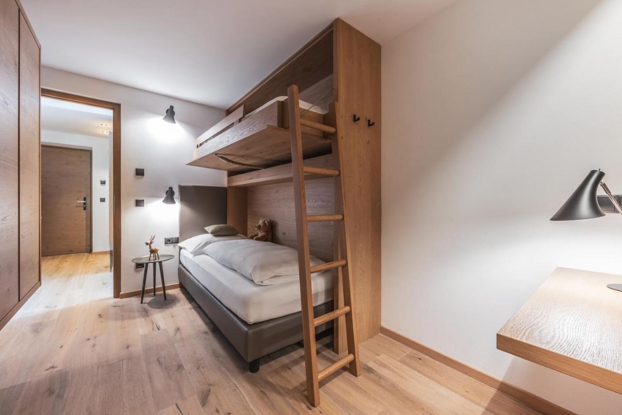 Maraias - Luxury Suites & Apartments Burgusio Dış mekan fotoğraf