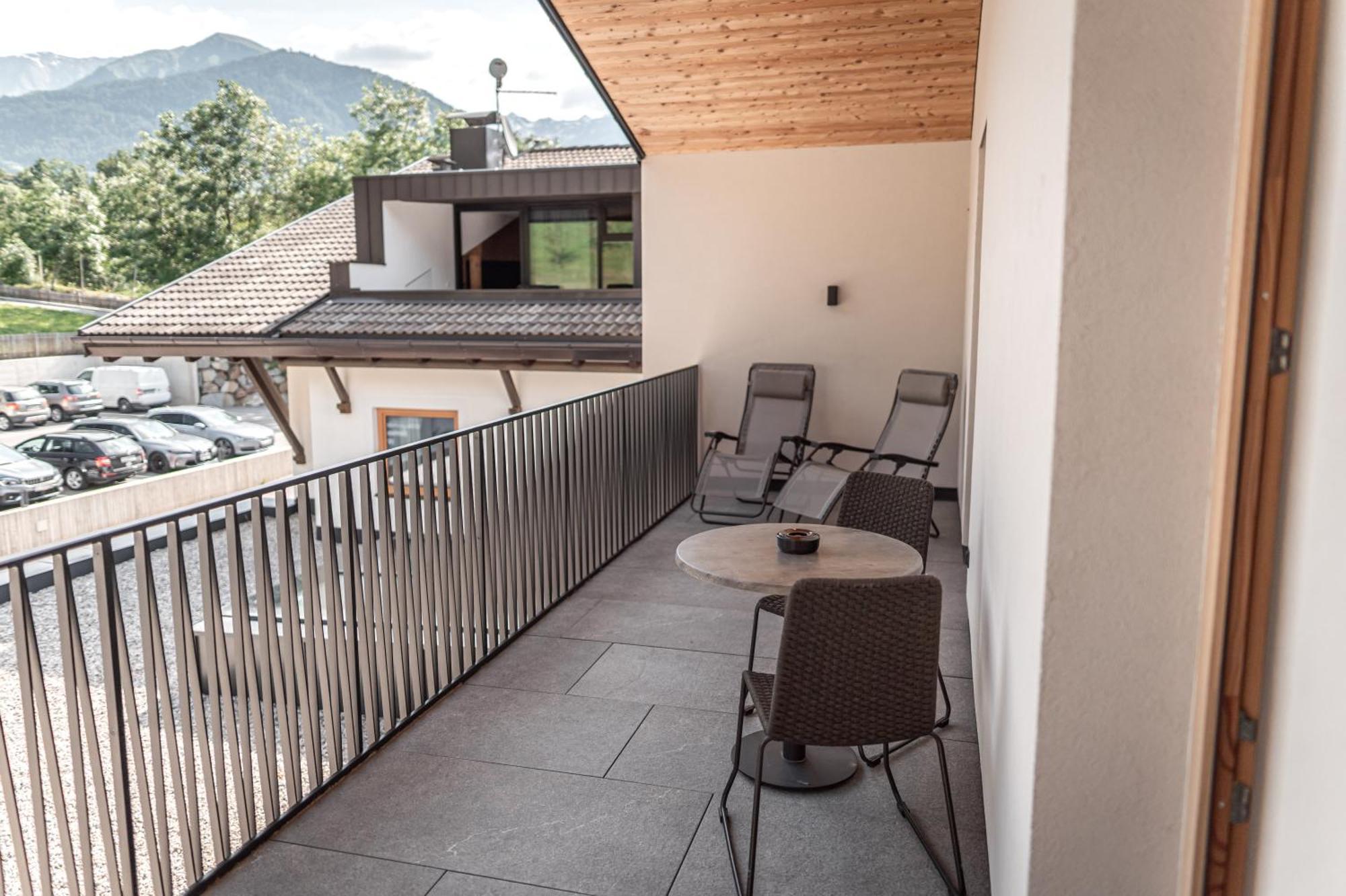 Maraias - Luxury Suites & Apartments Burgusio Dış mekan fotoğraf