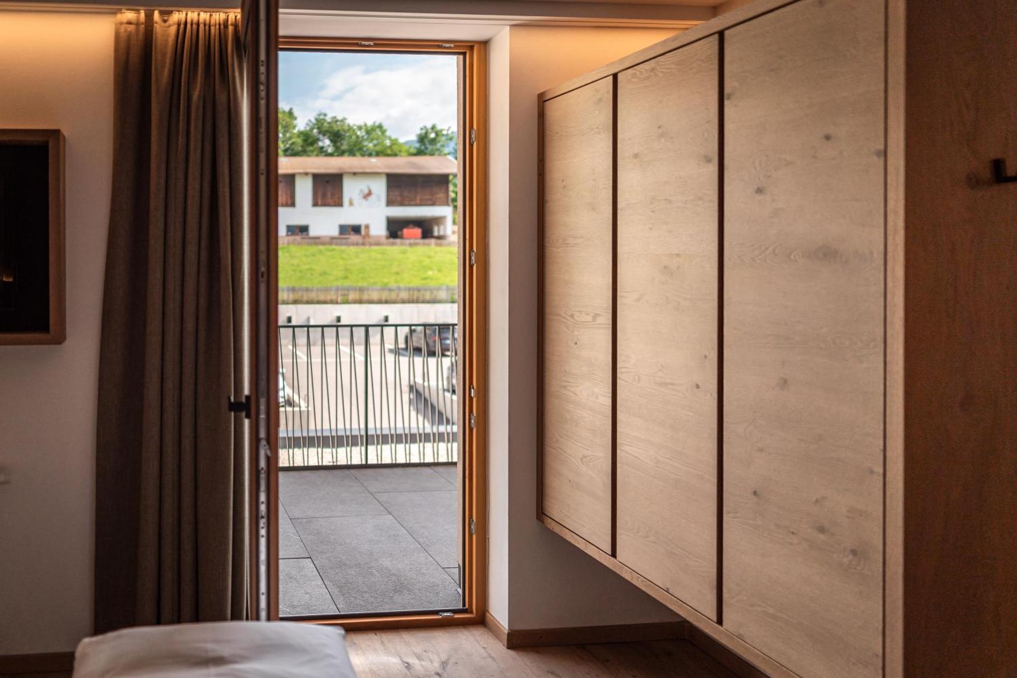 Maraias - Luxury Suites & Apartments Burgusio Dış mekan fotoğraf